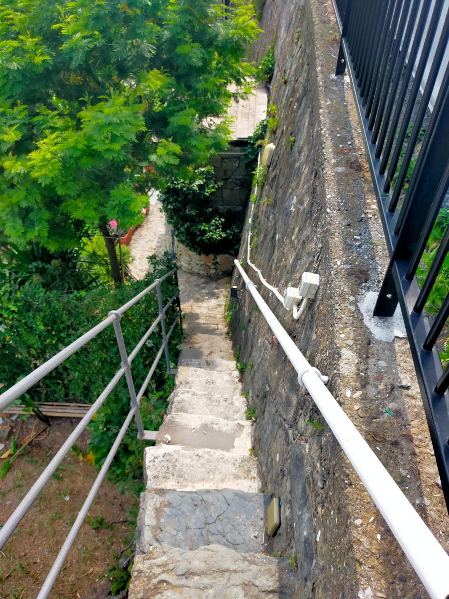 Affittacamere Fiorella Riomaggiore Esterno foto